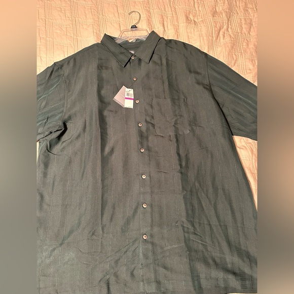 Van Heusen Other - Van Heusen Button Up Shirt.